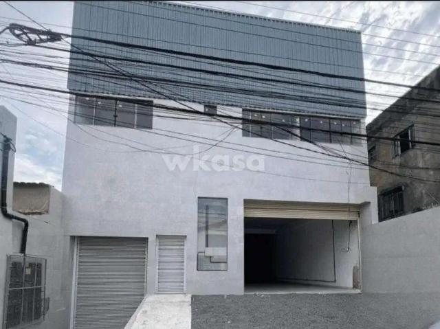 Condominio aluguel em Região de Laranjeiras, Serra