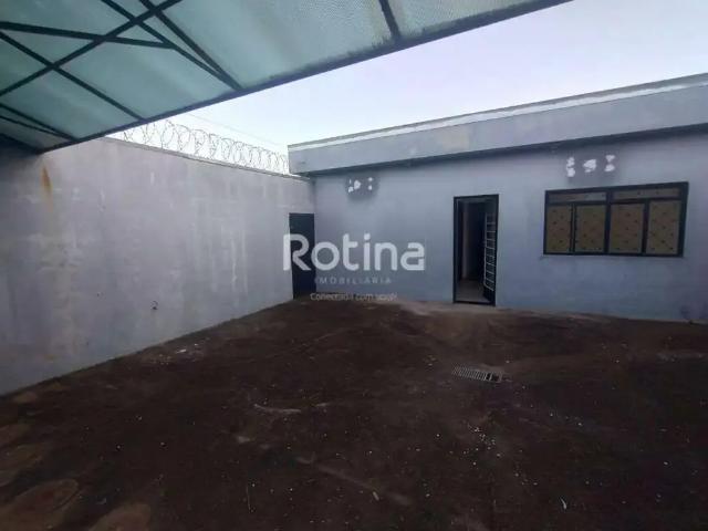 Condominio aluguel em Região Geográfica Imediata de Uberlândia, Oliveira Fortes
