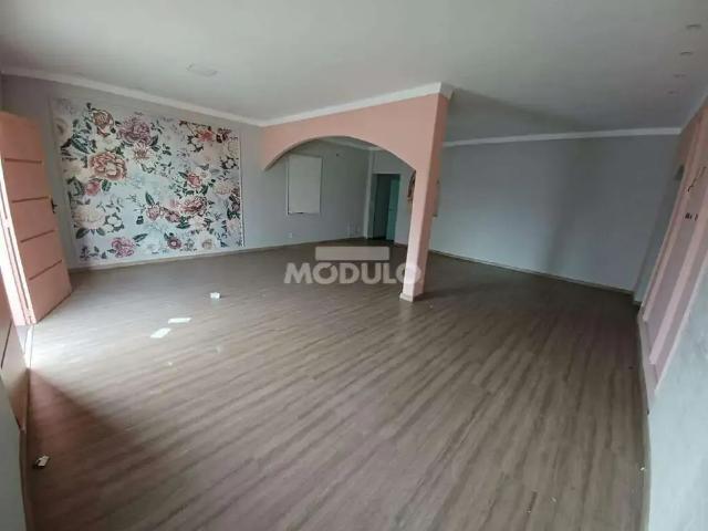 Condominio aluguel em Região Geográfica Imediata de Uberlândia, Oliveira Fortes