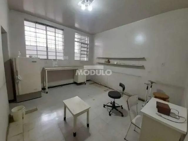 Condominio aluguel em Região Geográfica Imediata de Uberlândia, Oliveira Fortes