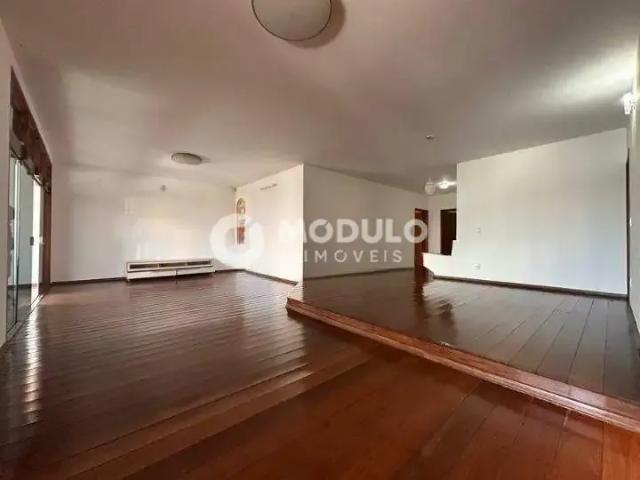 Condominio aluguel em Região Geográfica Imediata de Uberlândia, Oliveira Fortes