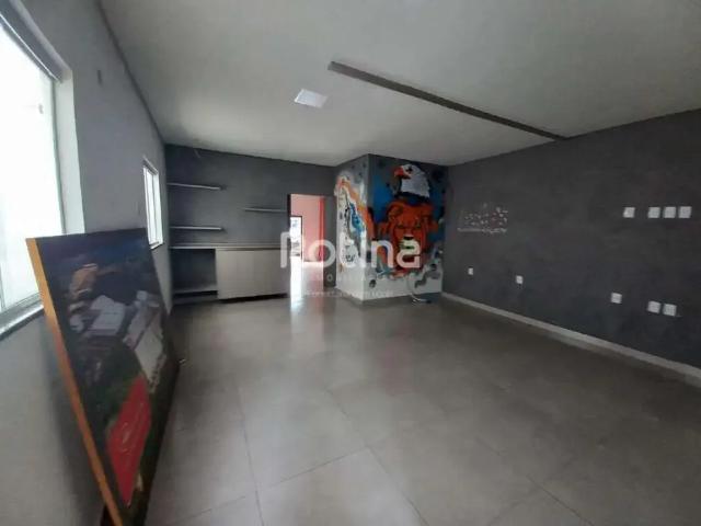 Condominio aluguel em Região Geográfica Imediata de Uberlândia, Oliveira Fortes