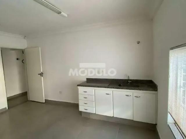 Condominio aluguel em Região Geográfica Imediata de Uberlândia, Oliveira Fortes