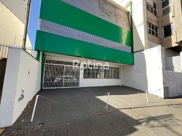 Condominio aluguel em Região Geográfica Imediata de Uberlândia, Oliveira Fortes