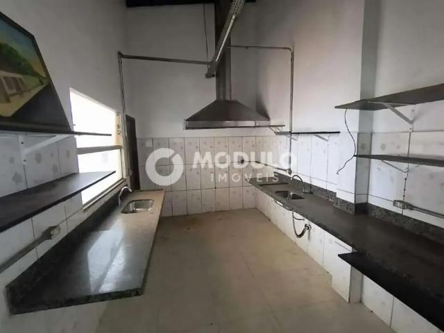 Condominio aluguel em Região Geográfica Imediata de Uberlândia, Oliveira Fortes