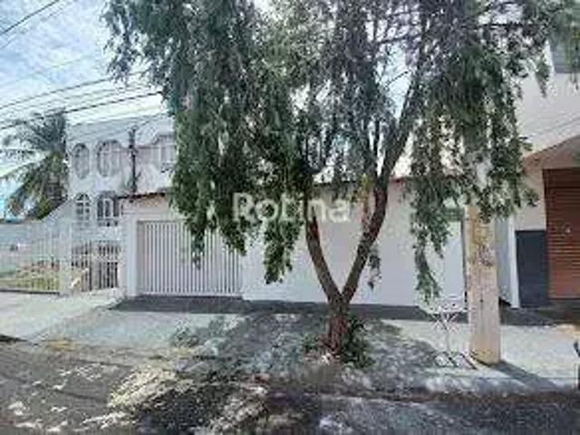 Condominio aluguel em Região Geográfica Imediata de Uberlândia, Oliveira Fortes