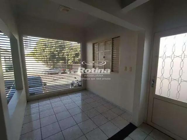 Condominio aluguel em Região Geográfica Imediata de Uberlândia, Oliveira Fortes