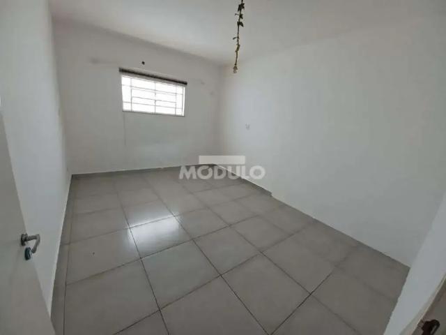 Condominio aluguel em Região Geográfica Imediata de Uberlândia, Oliveira Fortes