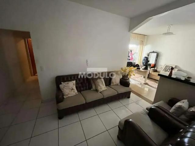 Condominio aluguel em Região Geográfica Imediata de Uberlândia, Oliveira Fortes