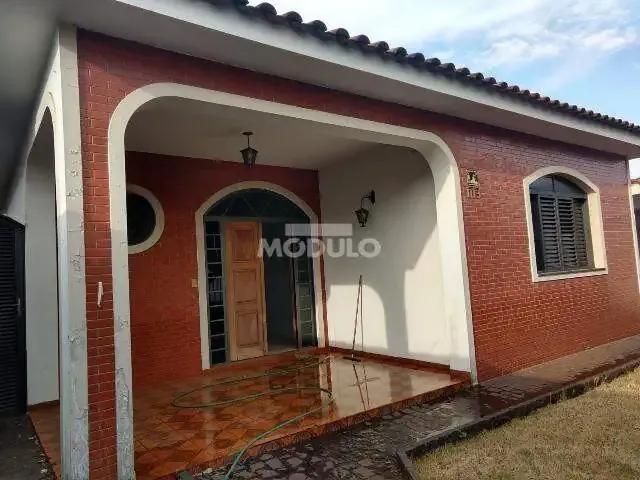 Condominio aluguel em Região Geográfica Imediata de Uberlândia, Oliveira Fortes