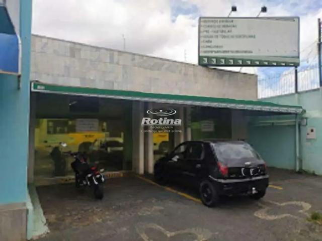 Condominio aluguel em Região Geográfica Imediata de Uberlândia, Oliveira Fortes