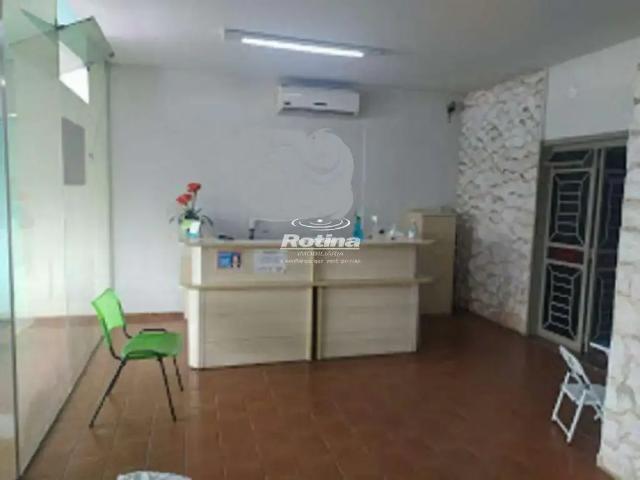 Condominio aluguel em Região Geográfica Imediata de Uberlândia, Oliveira Fortes