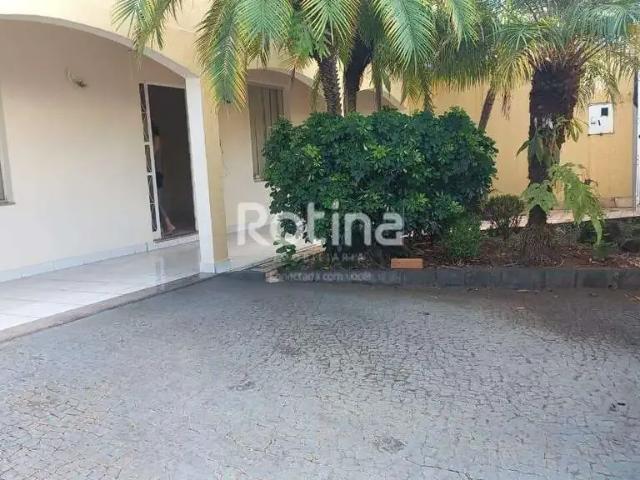 Condominio aluguel em Região Geográfica Imediata de Uberlândia, Oliveira Fortes