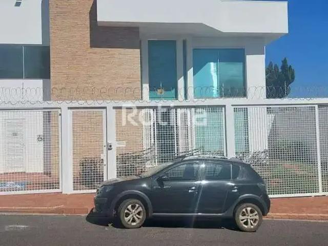 Condominio aluguel em Região Geográfica Imediata de Uberlândia, Oliveira Fortes