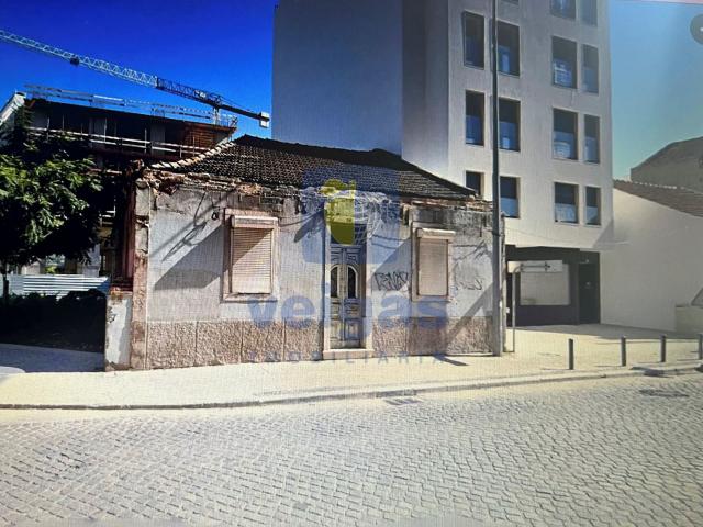 Prédio venda em Bairro Ferroviário, Barreiro