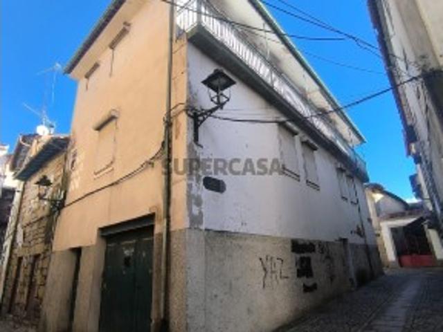 Prédio venda em Chaves, Vila Real