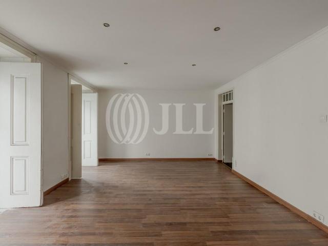 Apartamento venda em Estrela, Lisboa