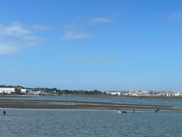 Prédio venda em Seixal, Setúbal