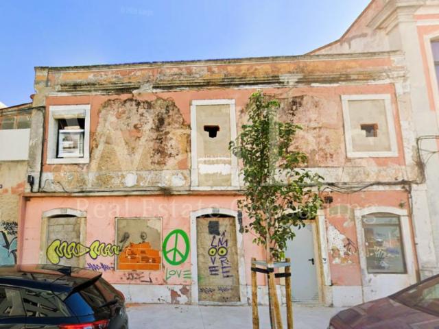 Prédio venda em Bairro Ferroviário, Barreiro