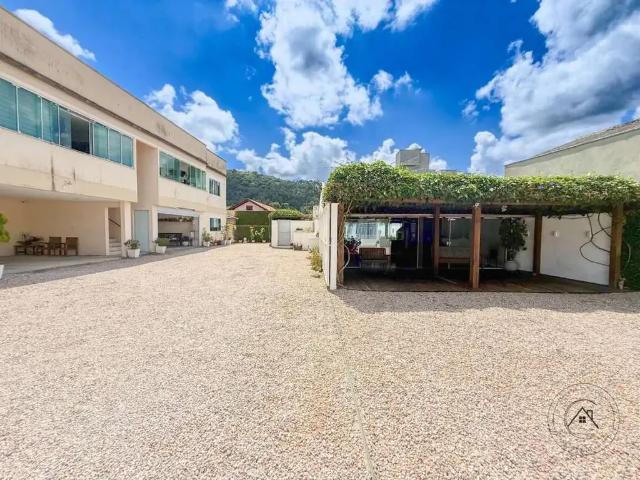Condominio venda em Região Geográfica Imediata de Blumenau, Blumenau