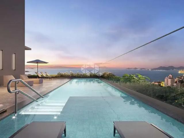 Condominio venda em Região Geográfica Imediata de Florianópolis, Desterro