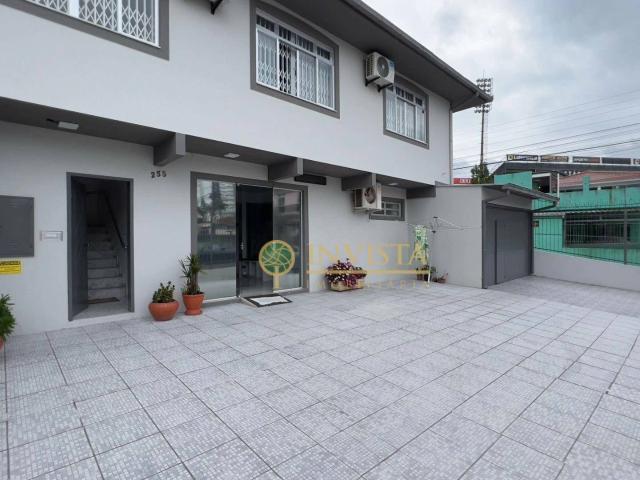 Condominio venda em Região Geográfica Imediata de Florianópolis, Desterro
