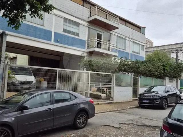 Condominio venda em Região Imediata de São Paulo, Região Metropolitana de São Paulo