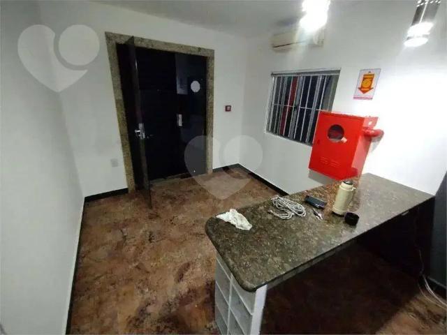 Condominio venda em Região Norte, Niterói