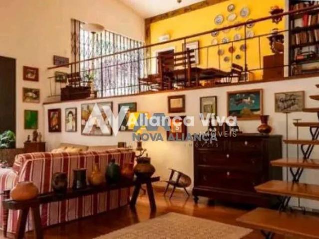 Condominio venda em Região Praias da Baía, Niterói