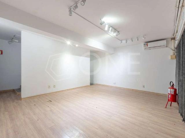 Condominio venda em Auxiliadora, Porto Alegre