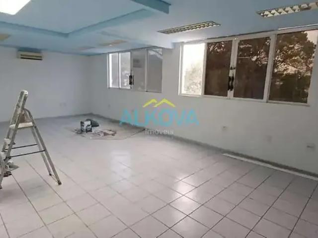 Condominio venda em Região Imediata de São José dos Campos, Região Metropolitana do Vale do Paraíba e Litoral Norte