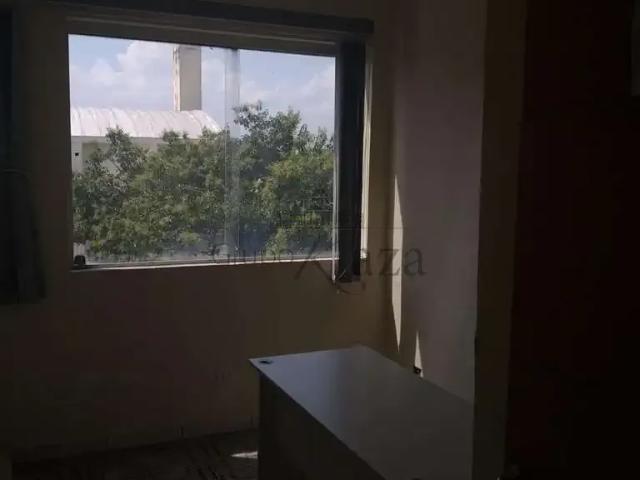 Condominio venda em Região Imediata de São José dos Campos, Região Metropolitana do Vale do Paraíba e Litoral Norte