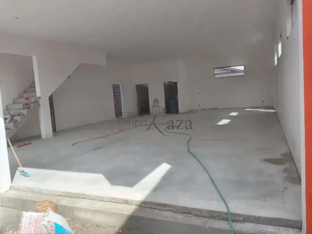 Condominio venda em Região Imediata de São José dos Campos, Região Metropolitana do Vale do Paraíba e Litoral Norte