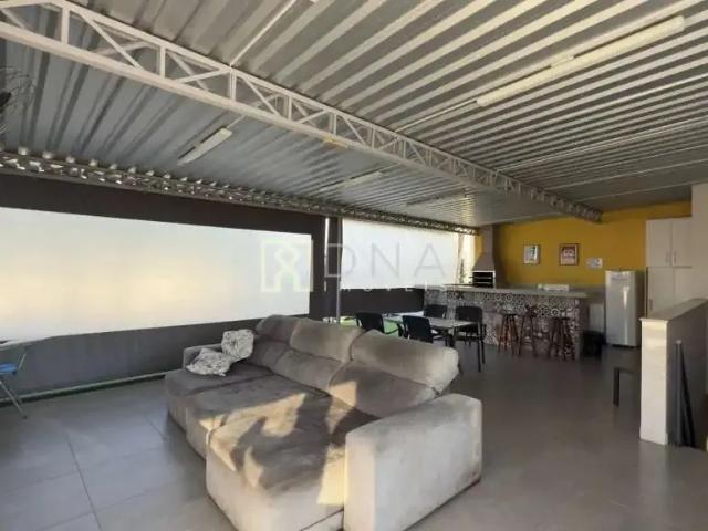 Condominio venda em Região Imediata de São José dos Campos, Região Metropolitana do Vale do Paraíba e Litoral Norte