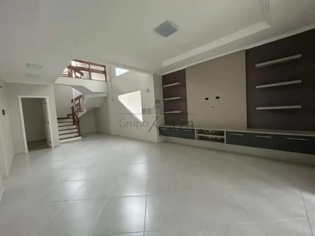 Condominio venda em Região Imediata de São José dos Campos, Região Metropolitana do Vale do Paraíba e Litoral Norte