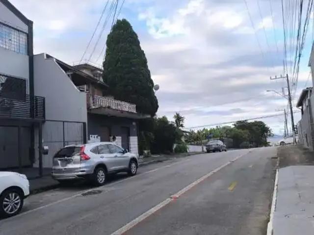 Condominio venda em Região Geográfica Imediata de Florianópolis, São José