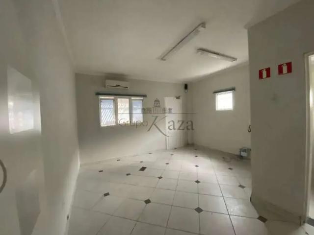 Condominio venda em Região Imediata de São Paulo, Região Metropolitana de São Paulo