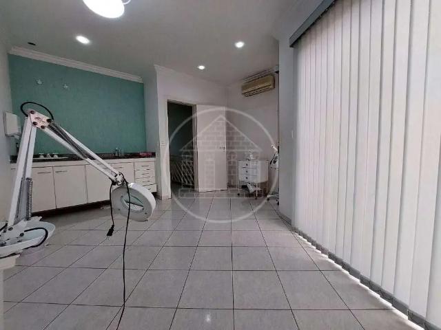 Condominio venda em Região Imediata de São Paulo, Região Metropolitana de São Paulo