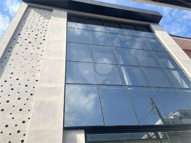 Condominio venda em Região Imediata de São Paulo, Região Metropolitana de São Paulo