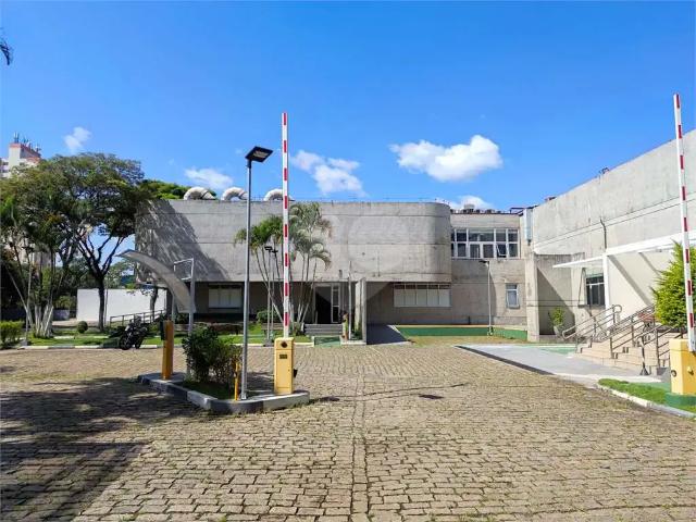 Condominio venda em Região Imediata de São Paulo, Região Metropolitana de São Paulo