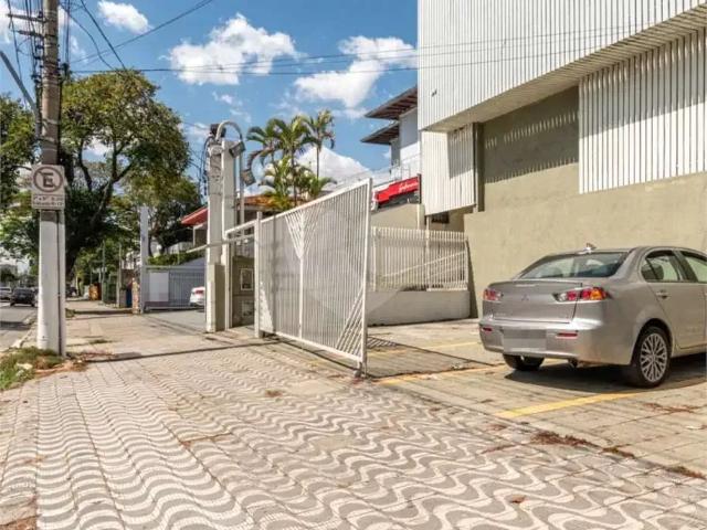 Condominio venda em Região Imediata de São Paulo, Região Metropolitana de São Paulo