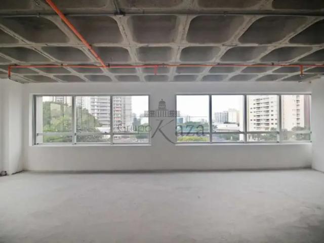 Condominio venda em Região Imediata de São Paulo, Região Metropolitana de São Paulo
