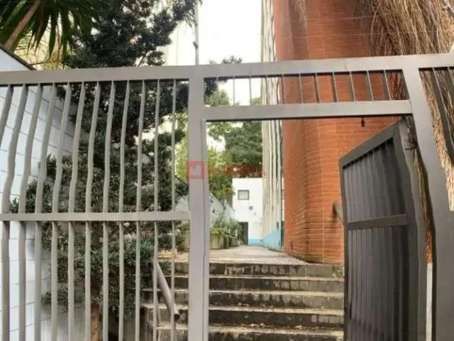 Condominio venda em Região Imediata de São Paulo, Região Metropolitana de São Paulo