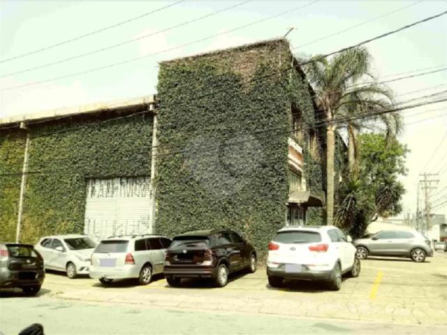 Condominio venda em Região Imediata de São Paulo, Região Metropolitana de São Paulo