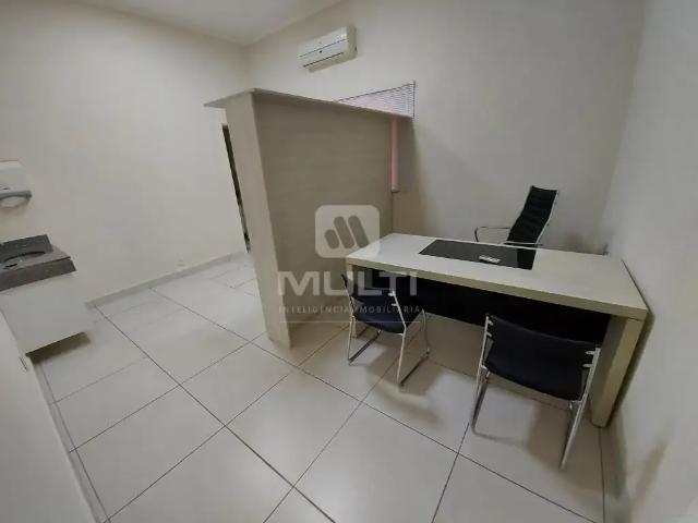 Condominio venda em Região Geográfica Imediata de Uberlândia, Oliveira Fortes