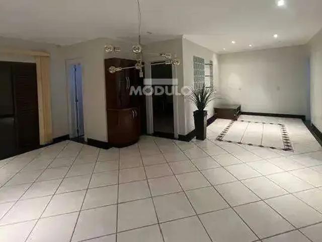 Condominio venda em Região Geográfica Imediata de Uberlândia, Oliveira Fortes