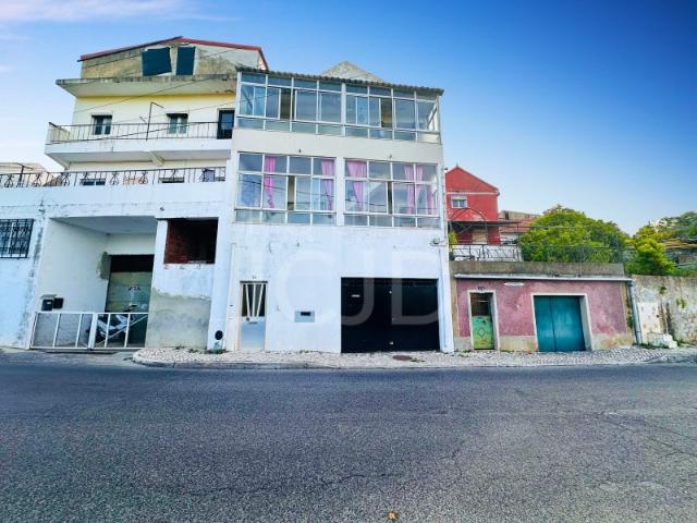 Prédio venda em Camarate