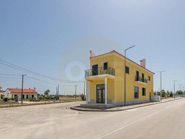 Prédio venda em Salvaterra De Magos, Santarém
