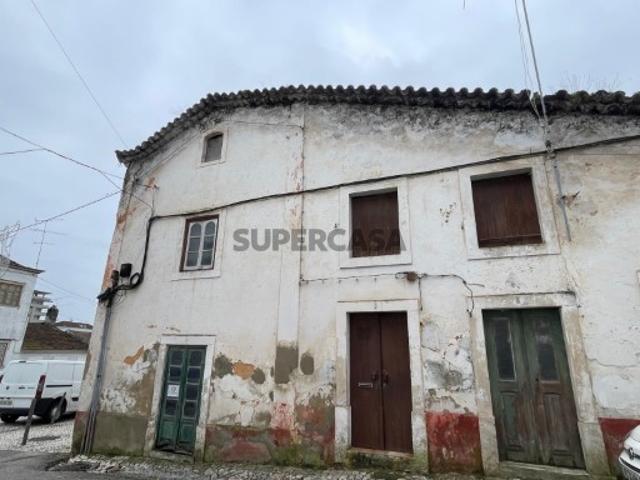 Prédio venda em Rio Maior, Santarém