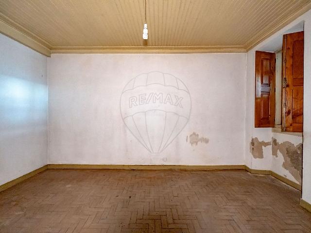 Prédio venda em Porto Luzio, Montemor-o-velho